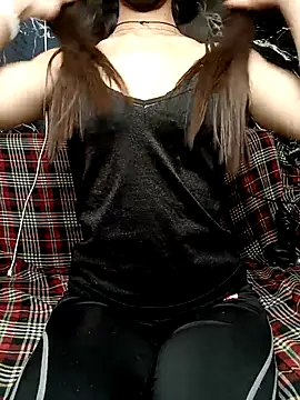 poojaji690 online show from 02-15-26, 05:26