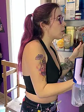 MagdalenaMedusa online show from 12-16-25, 11:59