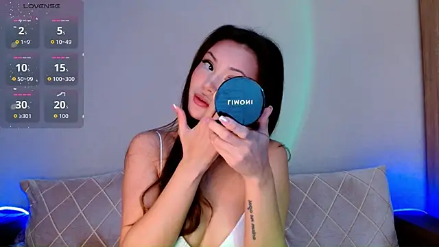 Min Jee  online show from 09-16-25, 09:27