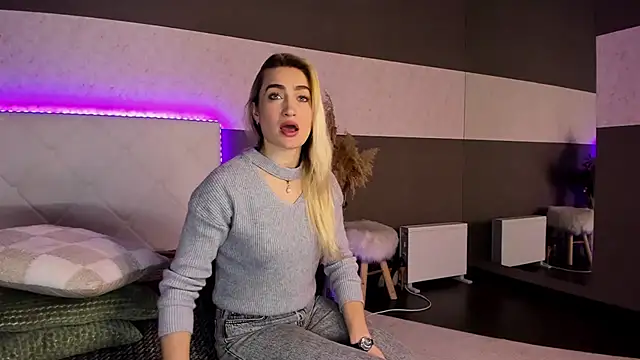 KateOwyns online show from 02-13-25, 01:48