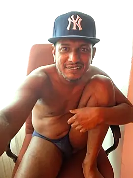 dmancams1874 online show from 10-08-25, 01:53