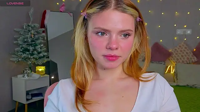 Red  Candy online show from 01-10-26, 03:03