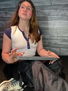 kamel-ayesha online show from 01-06-25, 02:47