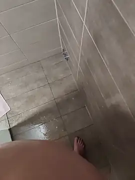 Macanxxx online show from 10-23-25, 04:50