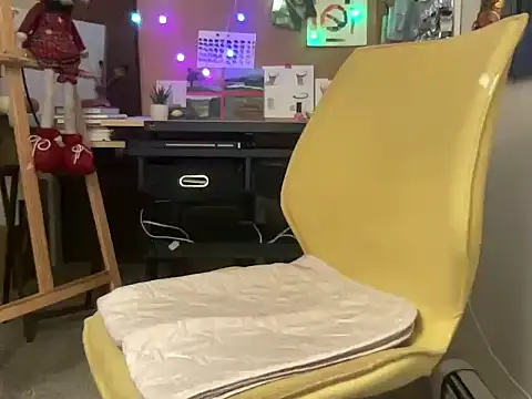 naughtyonbicycle online show from 11-29-25, 01:08