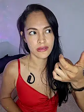 Snapshot of Sara_P10 chatting on 01-06-25, 04:47 Sara P10 online show from 01-06-25, 04:47