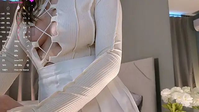 bonnyfloweer online show from 12-06-24, 04:47