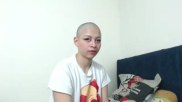 Bitsy Messy online show from 12-17-24, 09:28