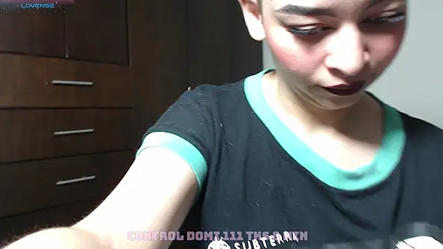 Bitsy Messy online show from 12-28-24, 12:24