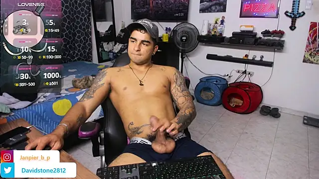 Snapshot of cJuan111 chatting on 01-20-25, 02:22 cJuan111 online show from 01-20-25, 02:22