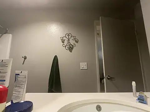 Snapshot of GoddessNih chatting on 12-12-24, 10:42 GoddessNih online show from 12-12-24, 10:42