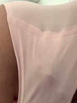 Aimeil online show from 12-25-24, 04:11