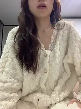 Aimeil online show from 03-10-25, 01:32