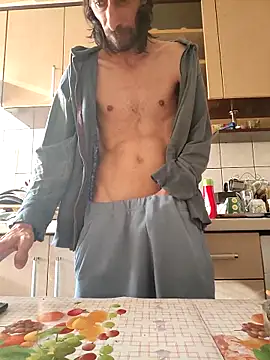 Snapshot of vulpe8400 chatting on 09-08-25, 02:38 vulpe8400 online show from 09-08-25, 02:38