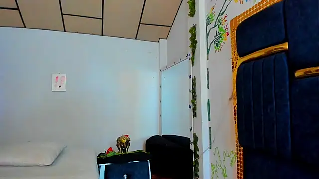 fulfill fantasies1 online show from 09-29-25, 12:32