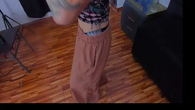 fulfill fantasies1 online show from 10-31-25, 10:49