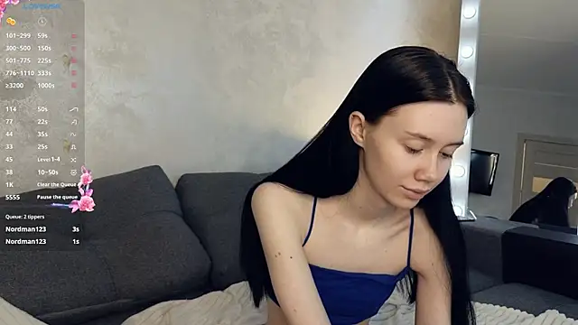 emilia walton online show from 12-24-24, 01:39
