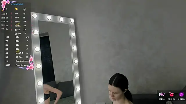 emilia walton online show from 03-11-25, 01:12