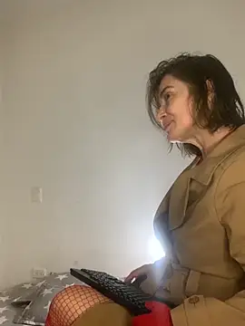 Liloo8923 online show from 10-13-25, 01:27