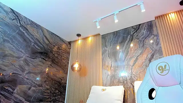 ella harper online show from 02-08-25, 06:12