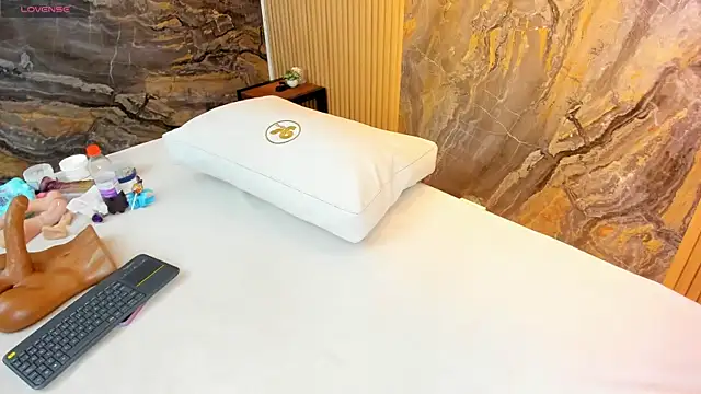 ella harper online show from 02-18-25, 05:53