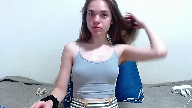 SallyMkn online show from 09-10-25, 05:57