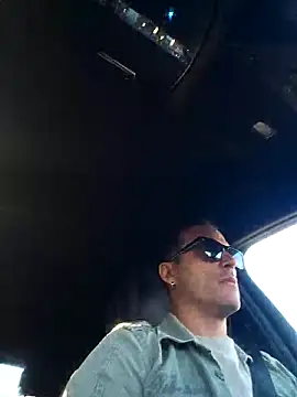 Lucas   81 online show from 10-24-25, 08:00