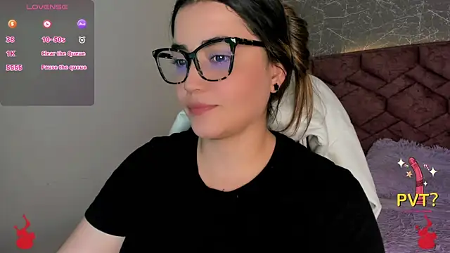 Snapshot of Lucia_star__ chatting on 12-02-24, 07:16 Lucia star online show from 12-02-24, 07:16