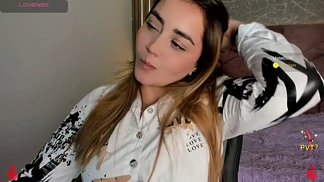 Snapshot of Lucia_star__ chatting on 12-05-24, 07:17 Lucia star online show from 12-05-24, 07:17