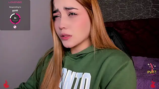 Snapshot of Lucia_star__ chatting on 01-30-25, 07:26 Lucia star online show from 01-30-25, 07:26