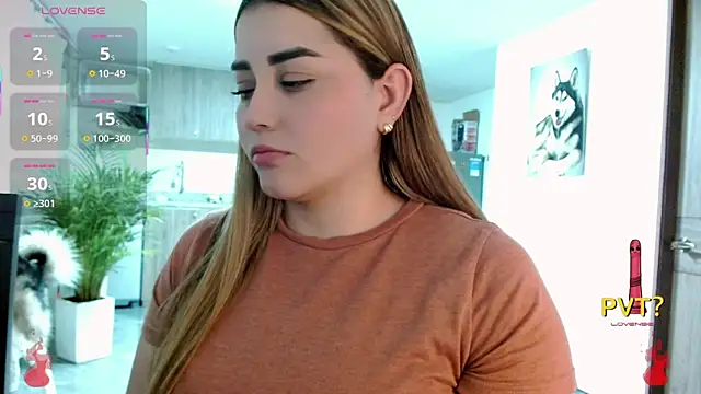 Lucia star   online show from 11-26-25, 02:01