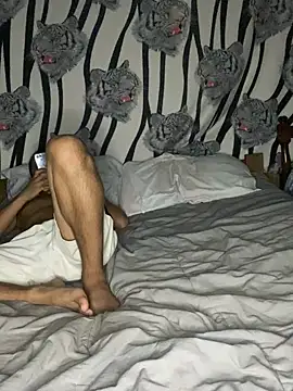 Snapshot of Romax2 chatting on 01-23-25, 05:56 Romax2 online show from 01-23-25, 05:56