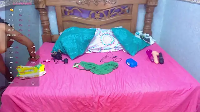 Snapshot of Angelica_Blue chatting on 09-24-25, 05:27 Angelica Blue online show from 09-24-25, 05:27