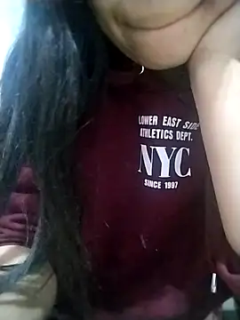 Snapshot of Dalou3a69 chatting on 12-22-24, 12:39 Dalou3a69 online show from 12-22-24, 12:39