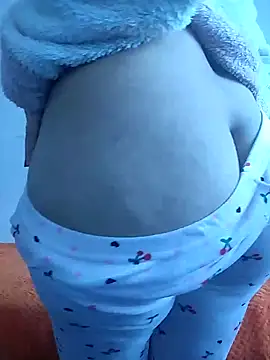 Snapshot of Dalou3a69 chatting on 12-30-24, 08:21 Dalou3a69 online show from 12-30-24, 08:21