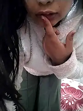 Snapshot of Dalou3a69 chatting on 01-31-25, 03:44 Dalou3a69 online show from 01-31-25, 03:44