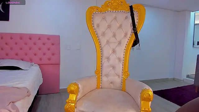 Latrellx7 online show from 01-05-25, 12:42