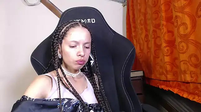 sweetdam12 online show from 01-10-25, 11:18