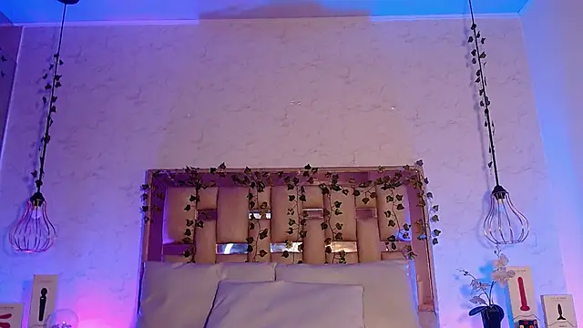 Snapshot of GigiVolkova chatting on 10-11-25, 07:56 GigiVolkova online show from 10-11-25, 07:56