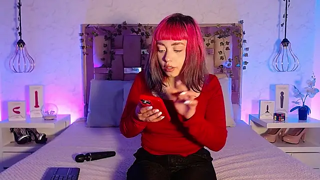 Snapshot of GigiVolkova chatting on 10-13-25, 08:42 GigiVolkova online show from 10-13-25, 08:42