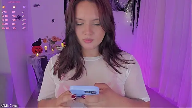 SabrinaVega online show from 10-29-25, 01:19