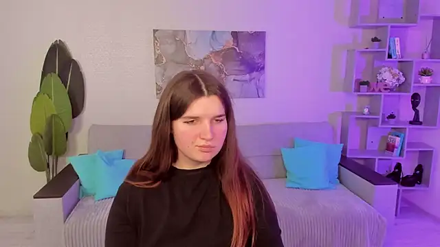 BonneyLove online show from 12-15-25, 06:34