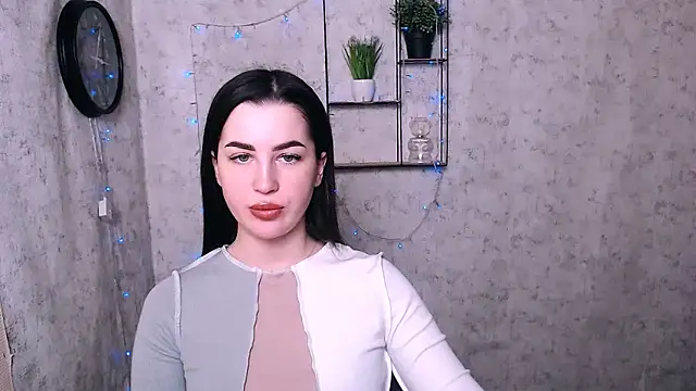 DivaKaily  online show from 12-08-24, 05:50