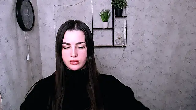 DivaKaily  online show from 12-12-24, 08:47