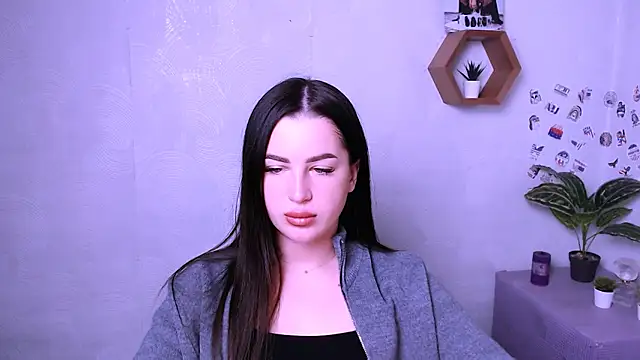 DivaKaily  online show from 10-01-25, 04:29