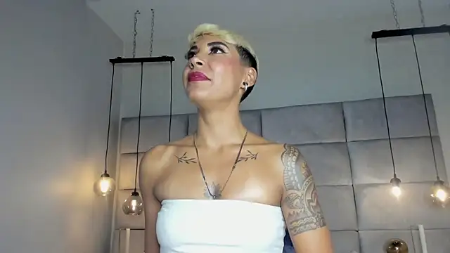 MiaMorgan  online show from 01-29-25, 06:07