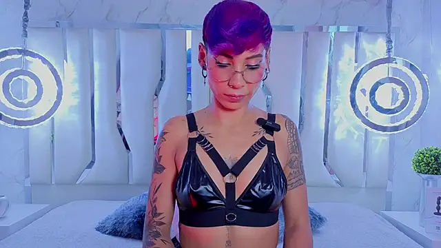 Snapshot of MiaMorgan_ chatting on 09-09-25, 01:54 MiaMorgan online show from 09-09-25, 01:54