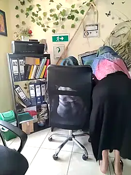 Snapshot of NAJWA-ARAB chatting on 12-12-24, 02:22 NAJWA-ARAB online show from 12-12-24, 02:22