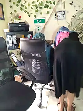 Snapshot of NAJWA-ARAB chatting on 12-23-24, 02:50 NAJWA-ARAB online show from 12-23-24, 02:50