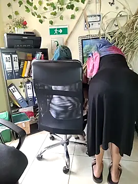 Snapshot of NAJWA-ARAB chatting on 12-27-24, 02:43 NAJWA-ARAB online show from 12-27-24, 02:43